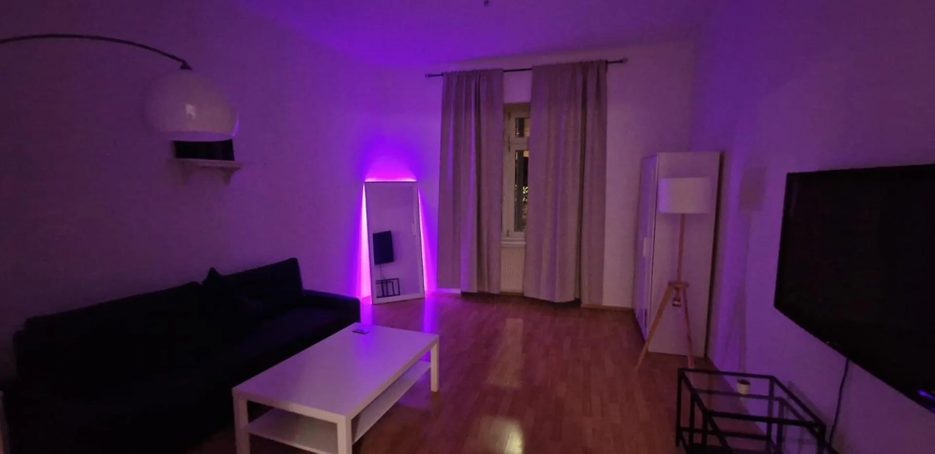 Weberknecht Apartments Vienna Austria